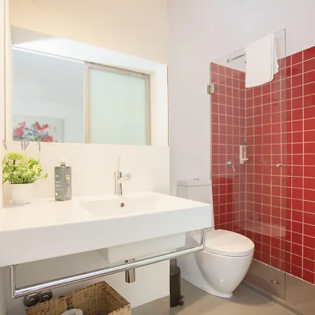 Liiiving In - Light Trendy דירה