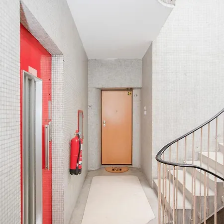 Liiiving In - Light Trendy Appartamento