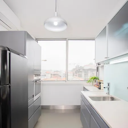 Liiiving In - Light Trendy Apartamento