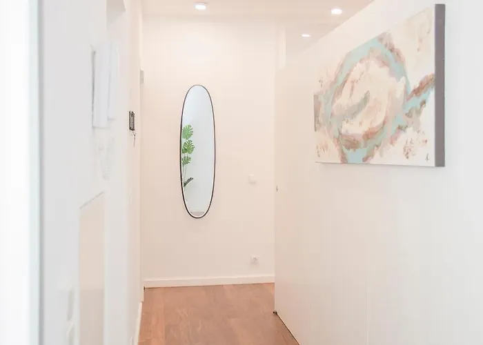 Liiiving In - Light Trendy Apartment *