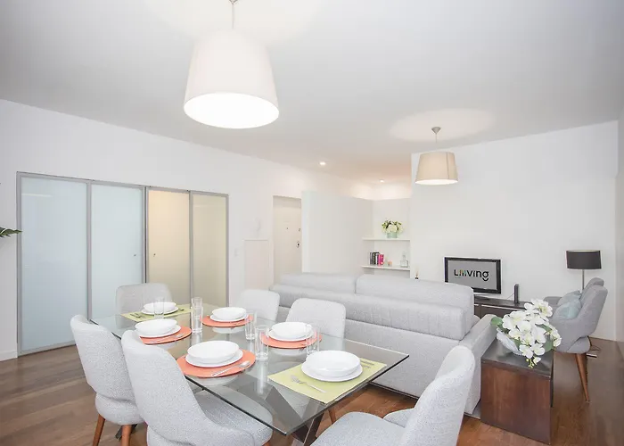 Liiiving In - Light Trendy Apartamento Oporto