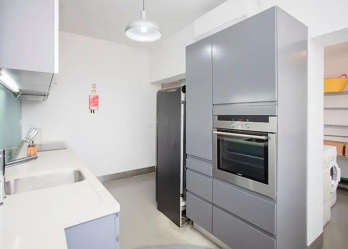 Liiiving In - Light Trendy Apartamento