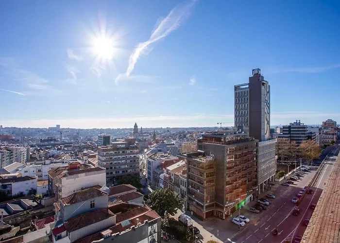 Liiiving In - Light Trendy *